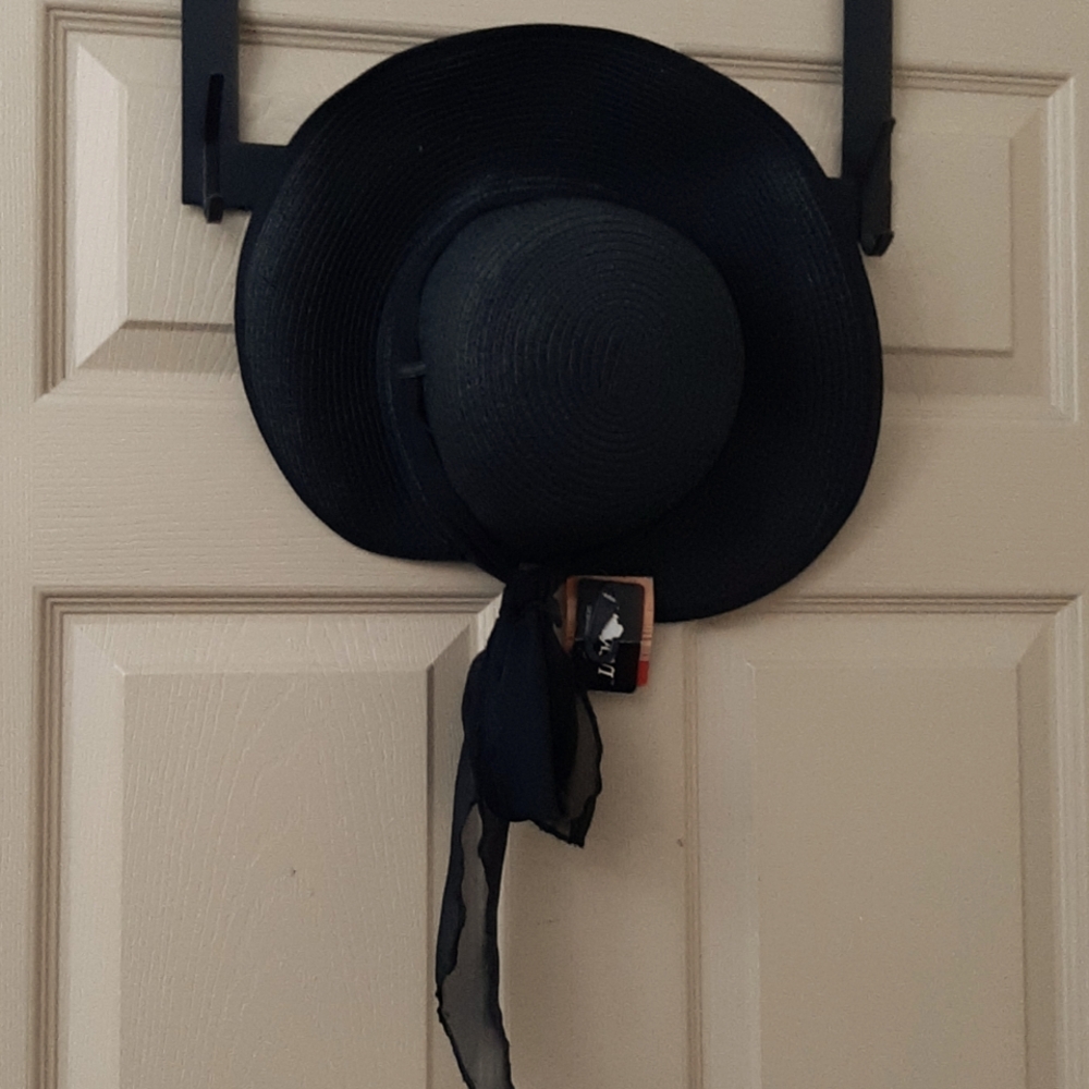 NWT MILANI Straw Black Hat